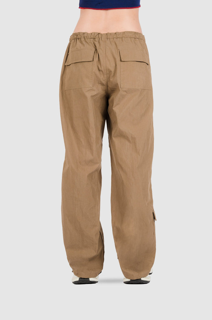 Pantalón Parachute Janney PANTALONES NOW 