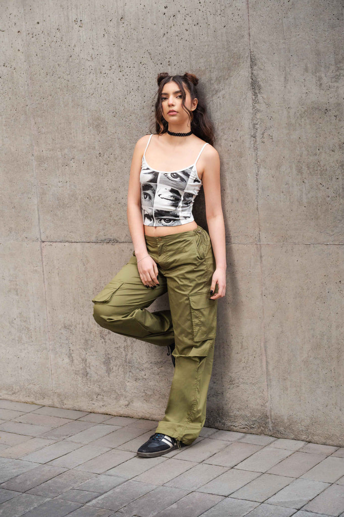 Crop Slim Fit Eyes CROPTOPS NOW 