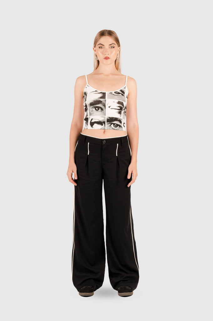 Crop Slim Fit Eyes CROPTOPS NOW 