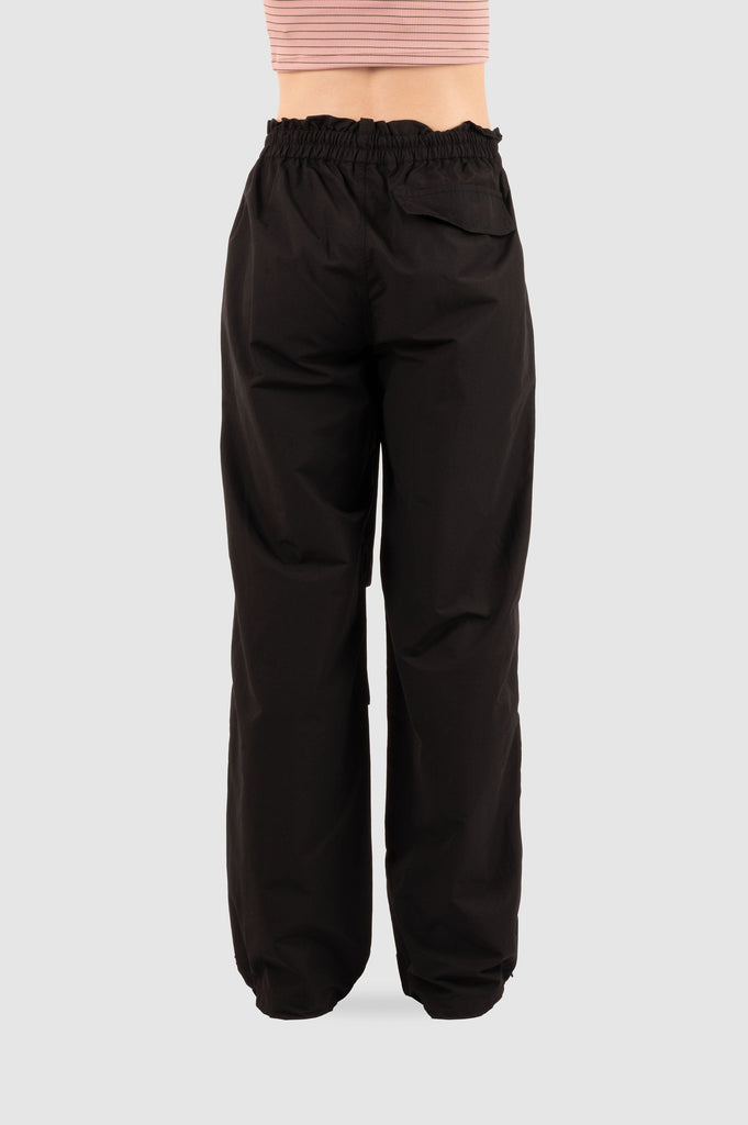 Pantalón Parachute Mawe - Negro PANTALONES NOW Peru 